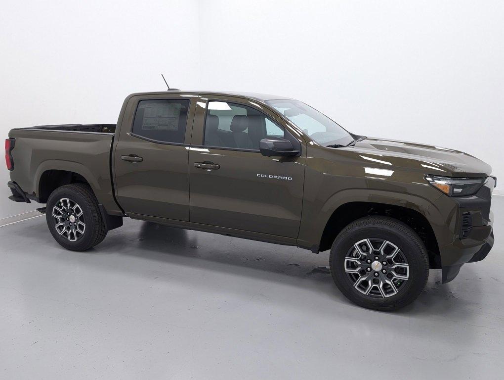 new 2024 Chevrolet Colorado car, priced at $39,000