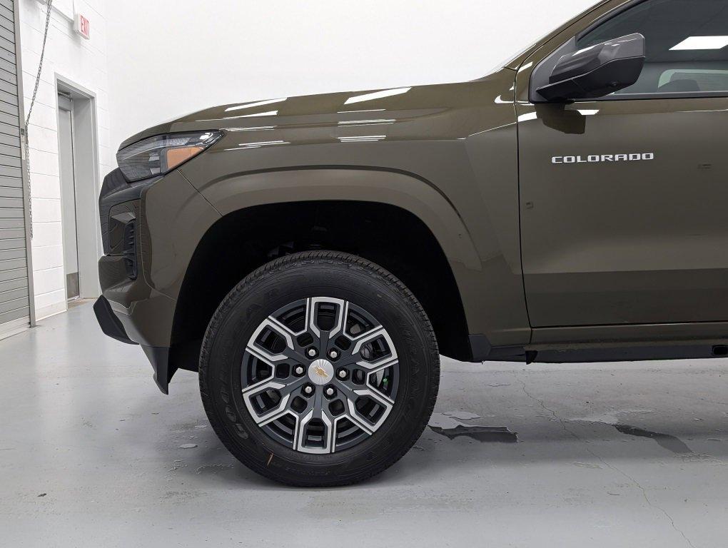 new 2024 Chevrolet Colorado car, priced at $39,000