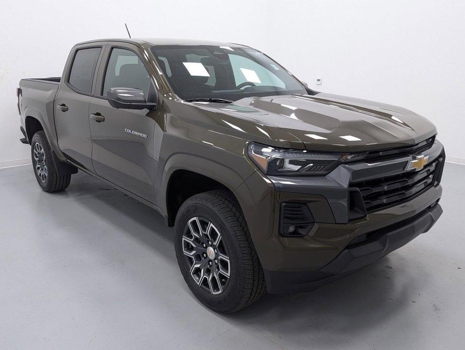 new 2024 Chevrolet Colorado car, priced at $39,000