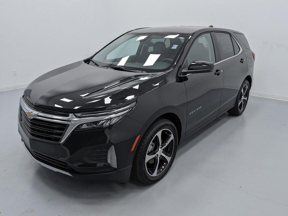 new 2024 Chevrolet Equinox car, priced at $27,085