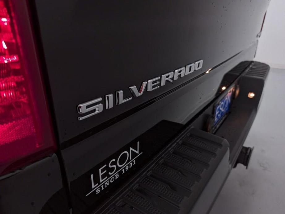 new 2025 Chevrolet Silverado 1500 car, priced at $43,000