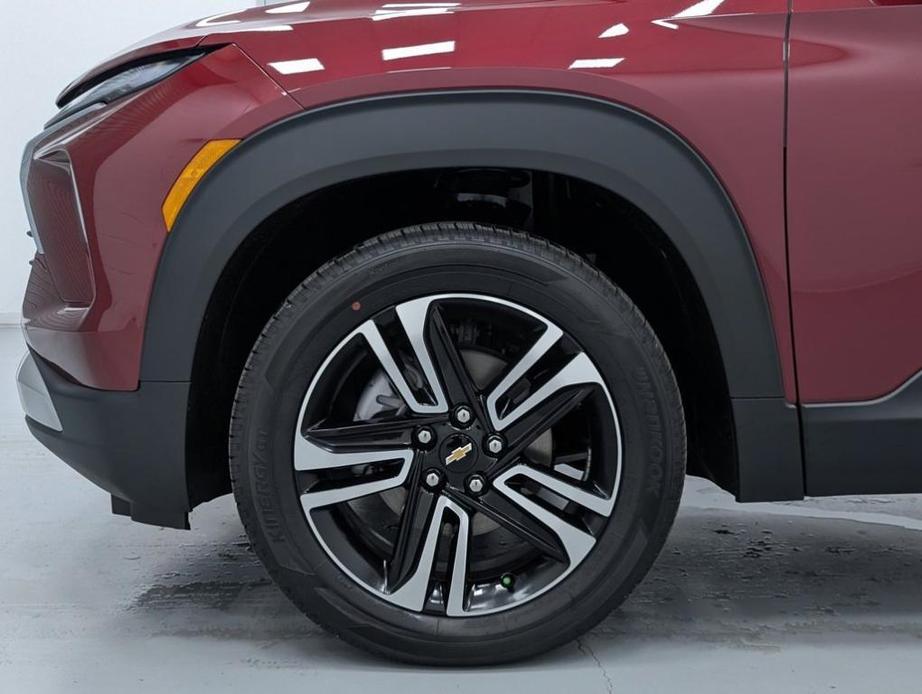 new 2025 Chevrolet TrailBlazer car, priced at $28,000