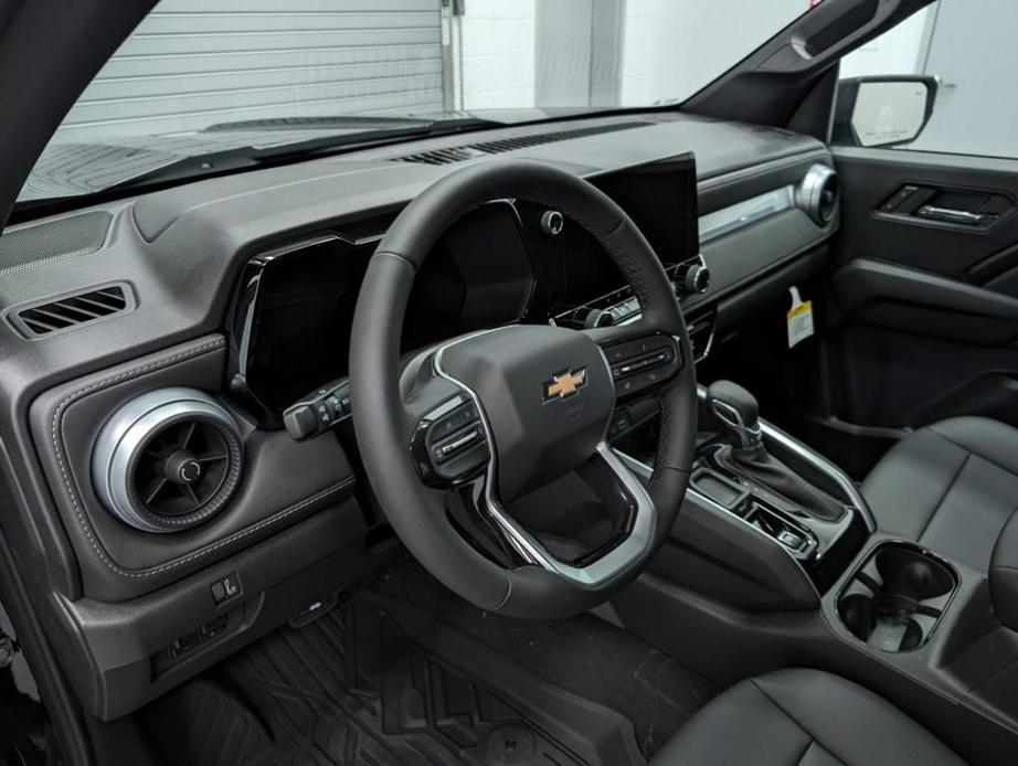 new 2024 Chevrolet Colorado car, priced at $40,220