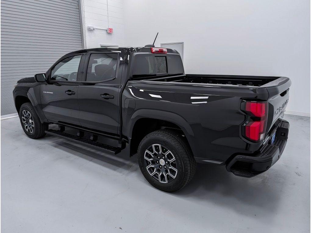 new 2024 Chevrolet Colorado car, priced at $36,500