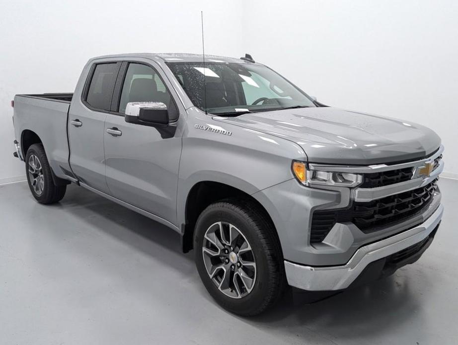 new 2025 Chevrolet Silverado 1500 car, priced at $50,000