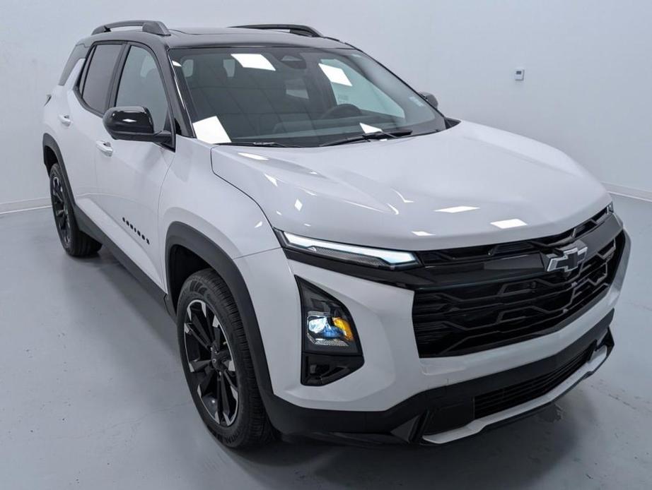 new 2025 Chevrolet Equinox car, priced at $35,370