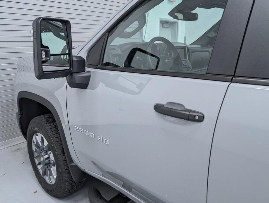 new 2025 Chevrolet Silverado 2500 car, priced at $57,175