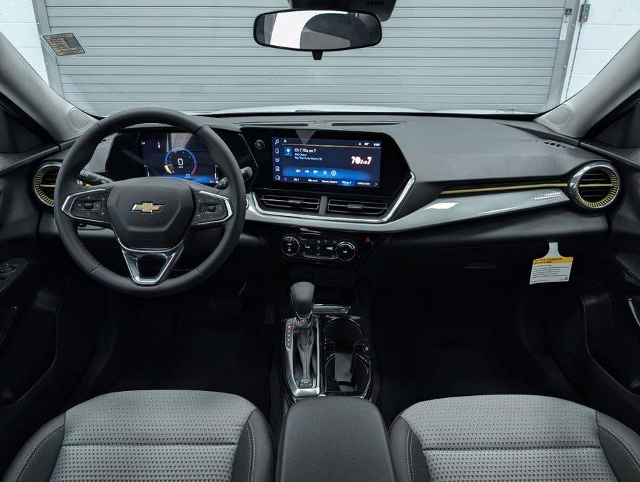 new 2025 Chevrolet Trax car, priced at $25,250