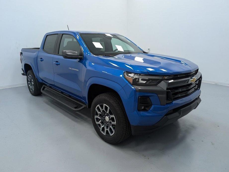 new 2024 Chevrolet Colorado car, priced at $37,500