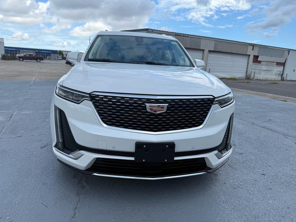 used 2024 Cadillac XT6 car, priced at $52,990