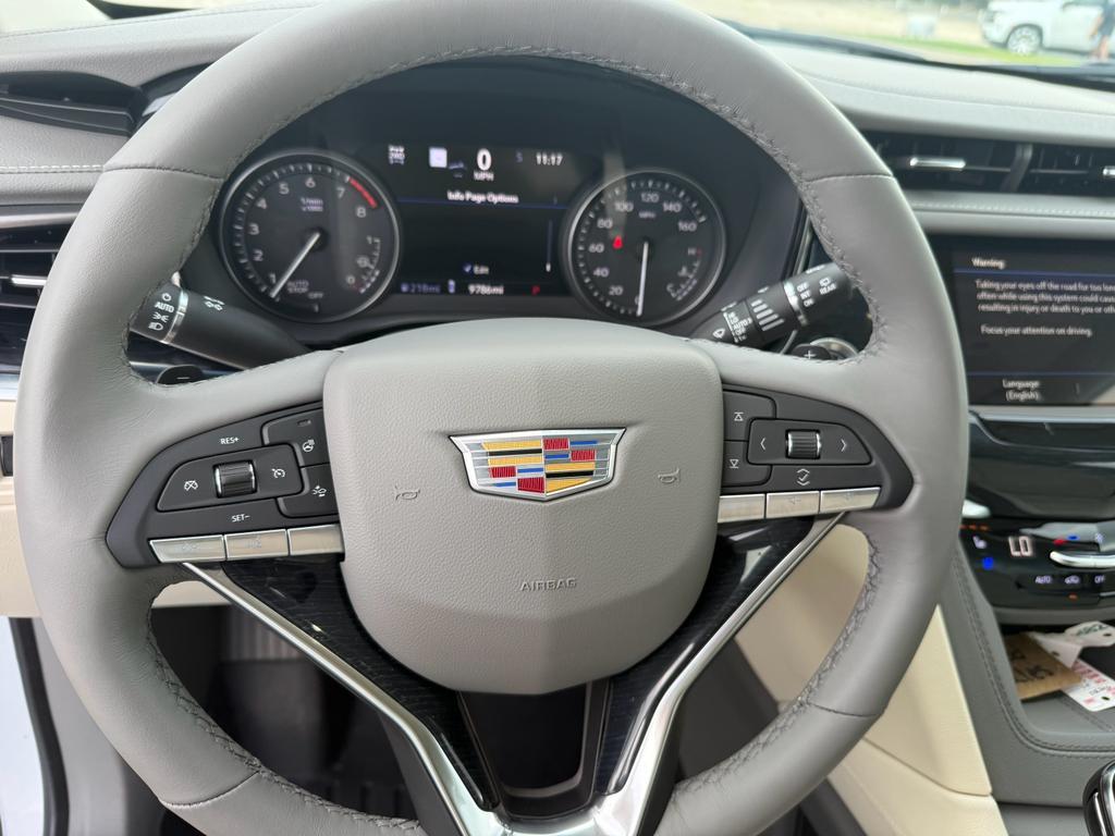 used 2024 Cadillac XT6 car, priced at $52,990