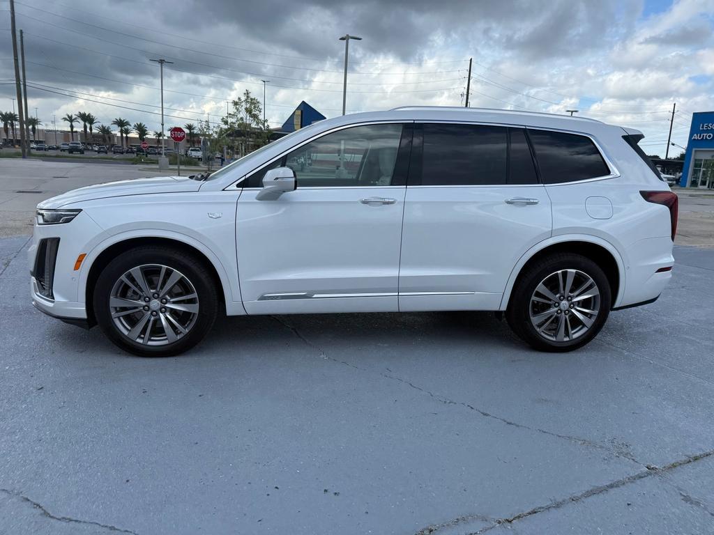 used 2024 Cadillac XT6 car, priced at $52,990