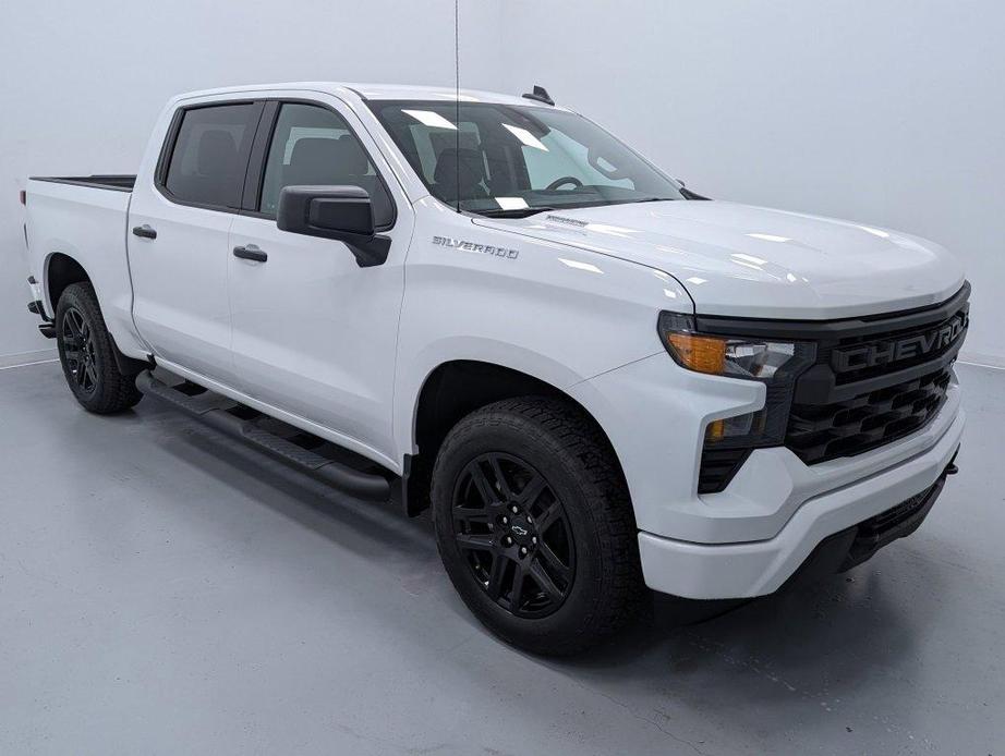 new 2025 Chevrolet Silverado 1500 car, priced at $43,930