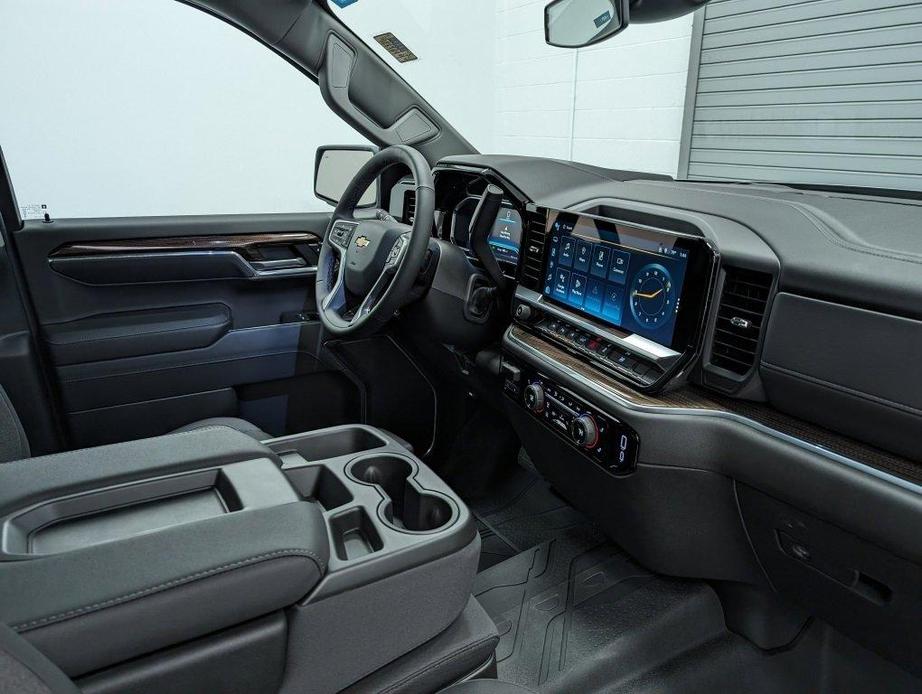 new 2024 Chevrolet Silverado 1500 car, priced at $45,000