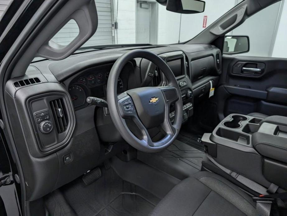 new 2025 Chevrolet Silverado 1500 car, priced at $43,000