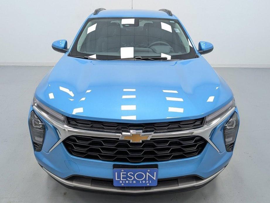 new 2025 Chevrolet Trax car, priced at $24,475