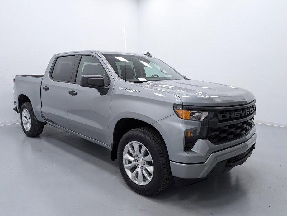 new 2025 Chevrolet Silverado 1500 car, priced at $43,000