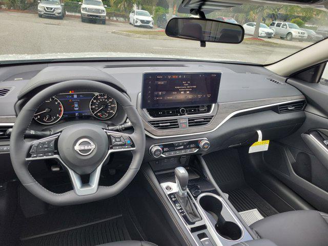 new 2025 Nissan Altima car, priced at $33,682