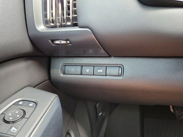 new 2025 Nissan Pathfinder car, priced at $42,978