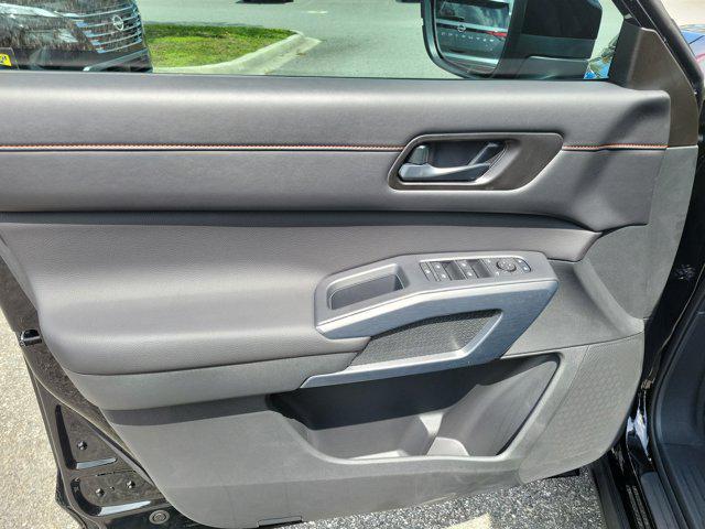 new 2025 Nissan Pathfinder car, priced at $42,978