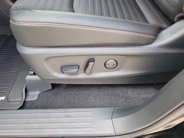 new 2025 Nissan Pathfinder car, priced at $42,978