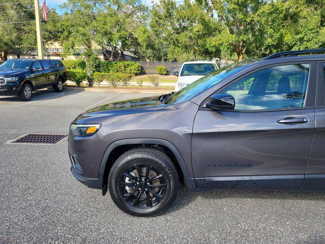 used 2023 Jeep Cherokee car, priced at $22,788