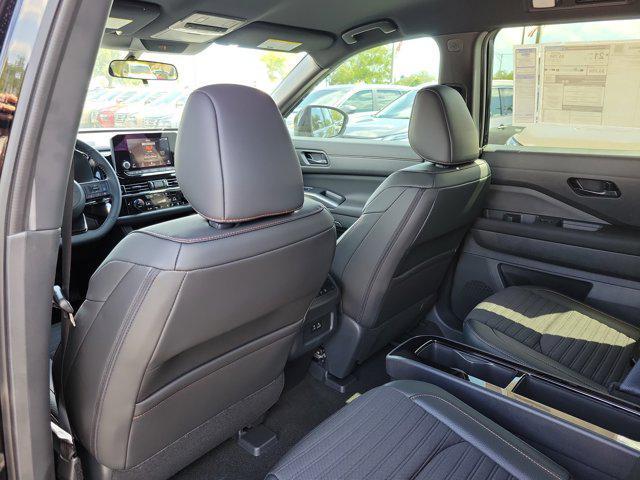 new 2025 Nissan Pathfinder car, priced at $43,519