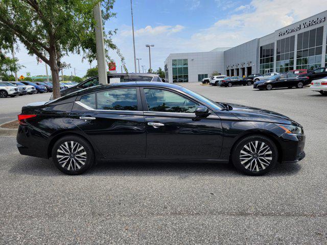 used 2023 Nissan Altima car, priced at $21,660