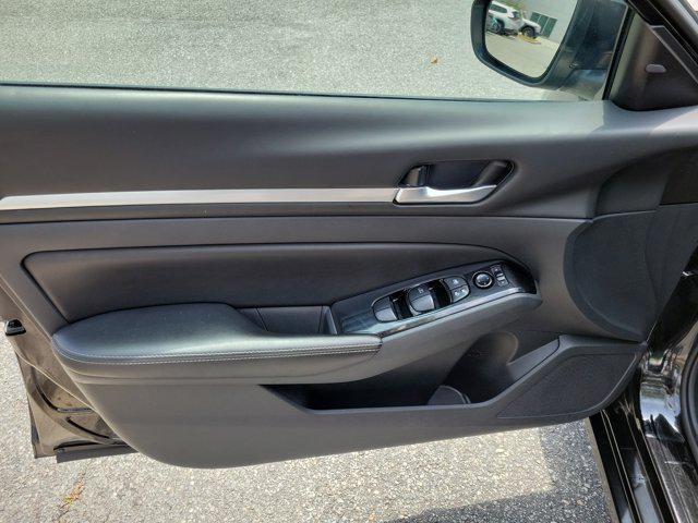 used 2023 Nissan Altima car, priced at $21,140