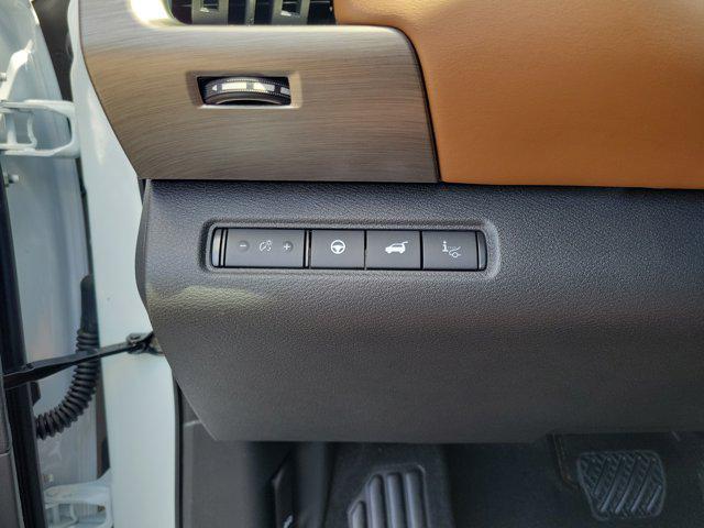 new 2025 Nissan Pathfinder car, priced at $48,985