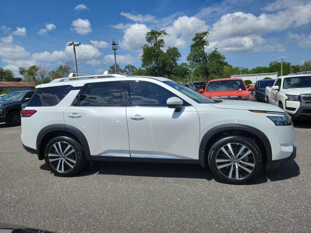 new 2025 Nissan Pathfinder car, priced at $48,985