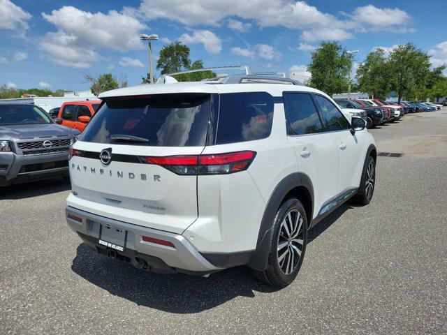 new 2025 Nissan Pathfinder car, priced at $48,985