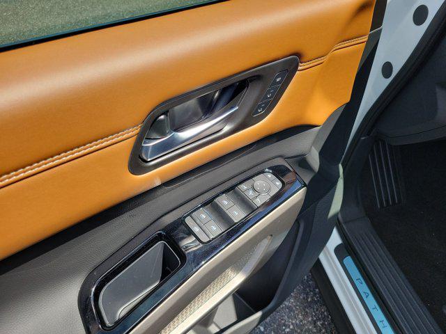 new 2025 Nissan Pathfinder car, priced at $48,985