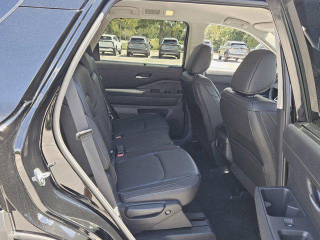 new 2025 Nissan Pathfinder car, priced at $39,769