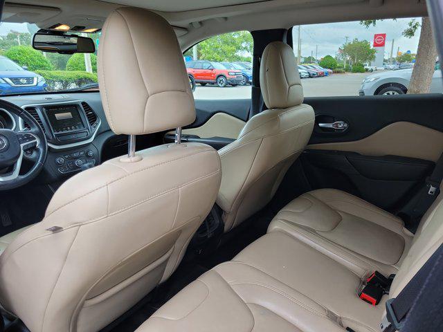 used 2016 Jeep Cherokee car