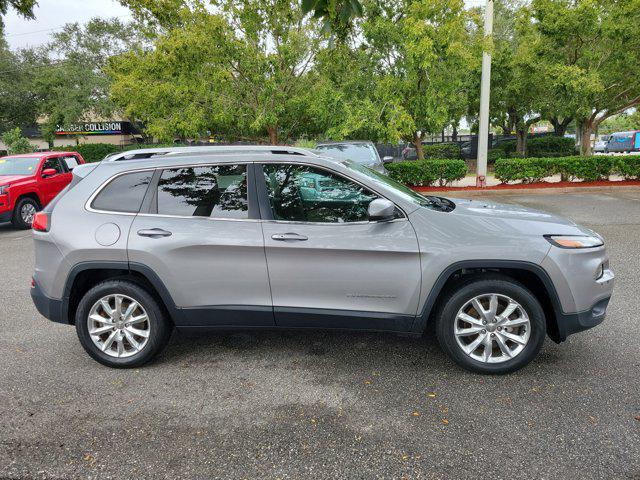 used 2016 Jeep Cherokee car