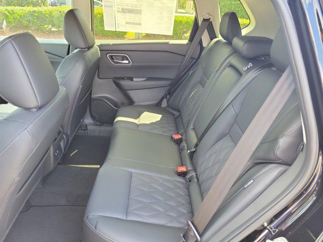 new 2025 Nissan Rogue car, priced at $40,368