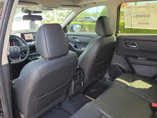 new 2025 Nissan Rogue car, priced at $40,368