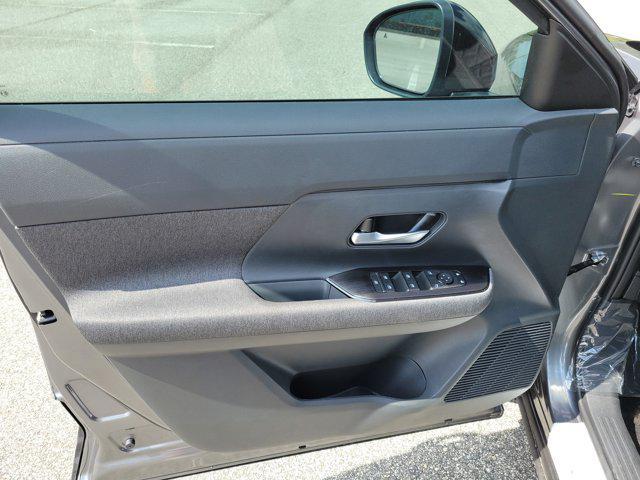 new 2026 Nissan Kicks car, priced at $25,669