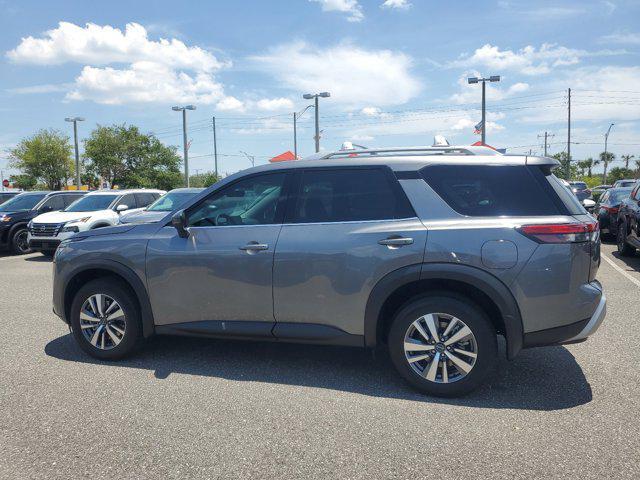 new 2024 Nissan Pathfinder car, priced at $45,225