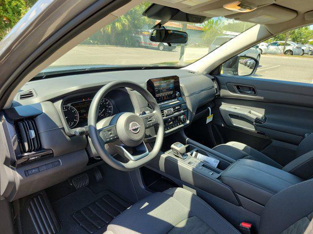 new 2025 Nissan Pathfinder car, priced at $35,021