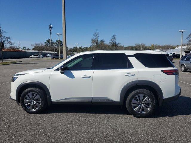 new 2024 Nissan Pathfinder car, priced at $38,010