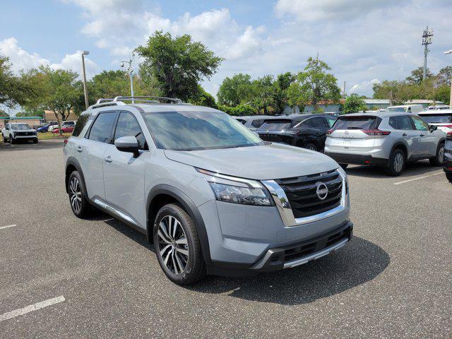 new 2025 Nissan Pathfinder car, priced at $48,985