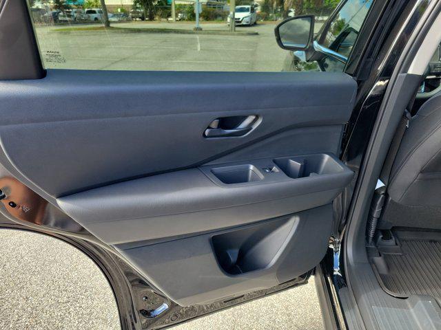 new 2025 Nissan Pathfinder car, priced at $37,645