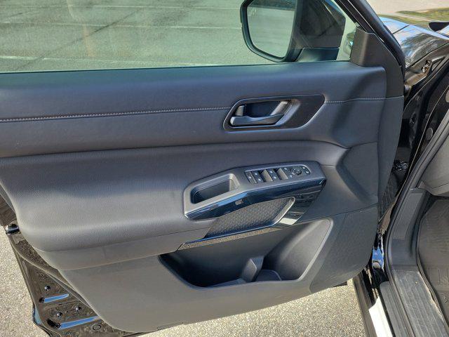 new 2025 Nissan Pathfinder car, priced at $37,645