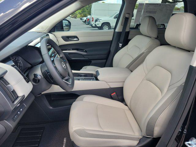 new 2025 Nissan Pathfinder car, priced at $43,715