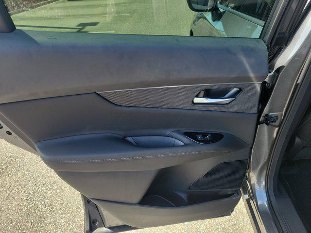 new 2025 Nissan Murano car, priced at $42,625