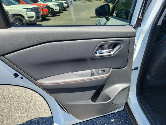 new 2025 Nissan Rogue car, priced at $35,629
