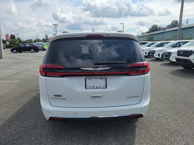 used 2022 Chrysler Pacifica car, priced at $25,186