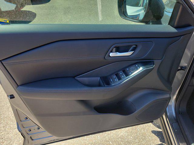 new 2025 Nissan Rogue car, priced at $35,692
